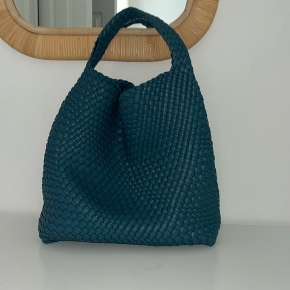 Blue woven tote faux leather shoulder bag - Picture 1 of 5